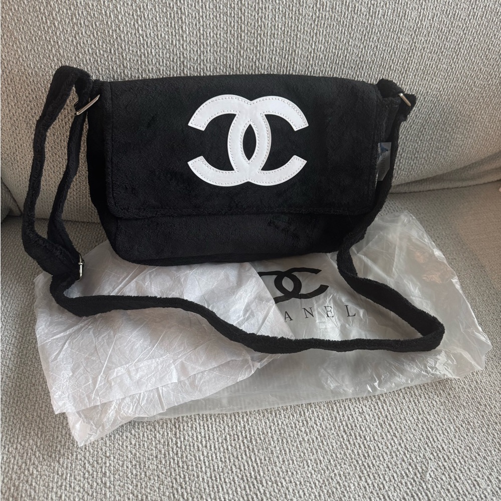 Chanel Precision crossbody bag with CC logo